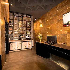 Vh Premier As & Meeting Center 4* Tirana