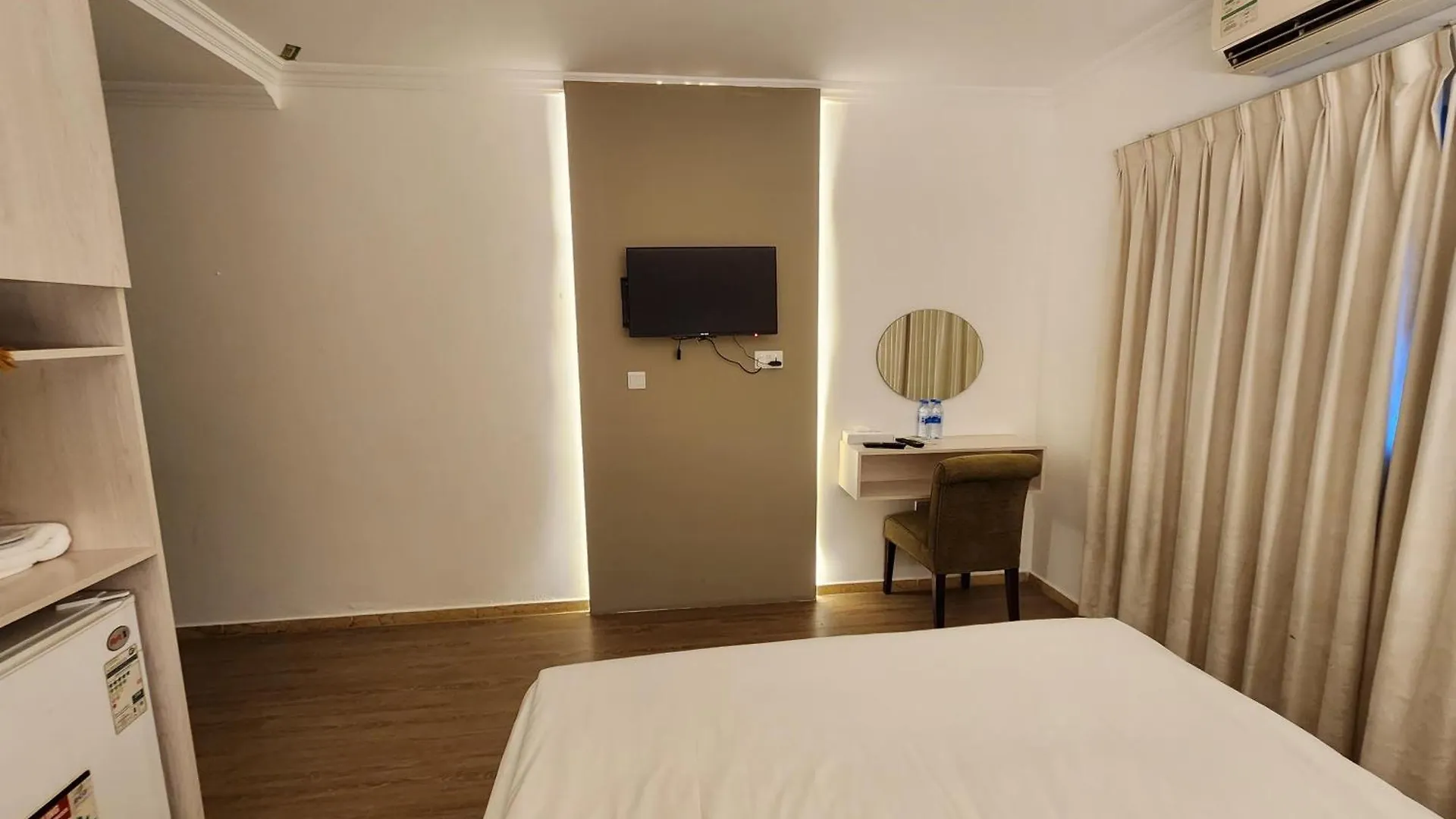 Sharjah International Airport Hotel